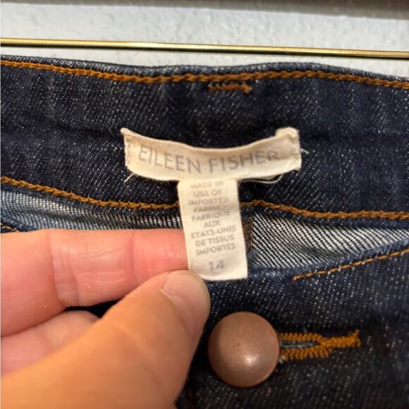 Eileen Fisher Dark Wash High Rise Tapered Straight Jeans 14 - Picture 3 of 4